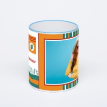 Кружка с синей ручкой и ободком