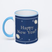 Кружка с синей ручкой и ободком