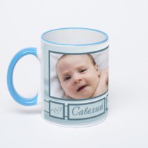 Кружка с синей ручкой и ободком