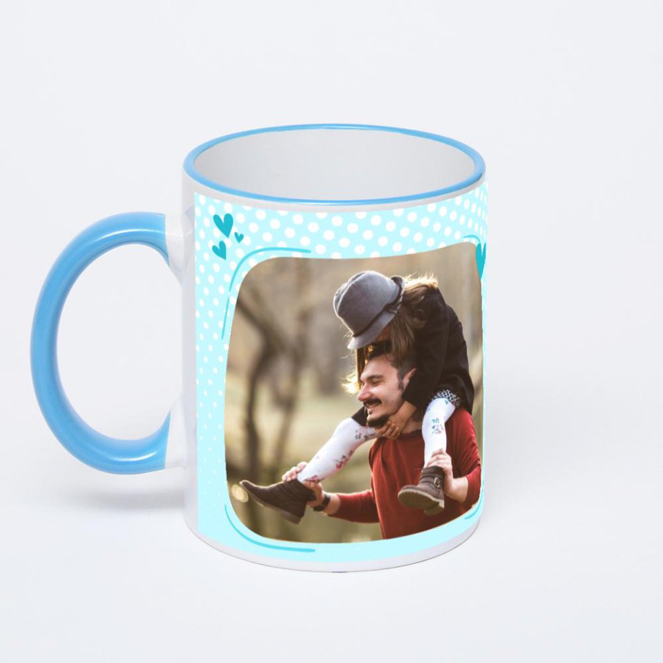 Кружка с синей ручкой и ободком