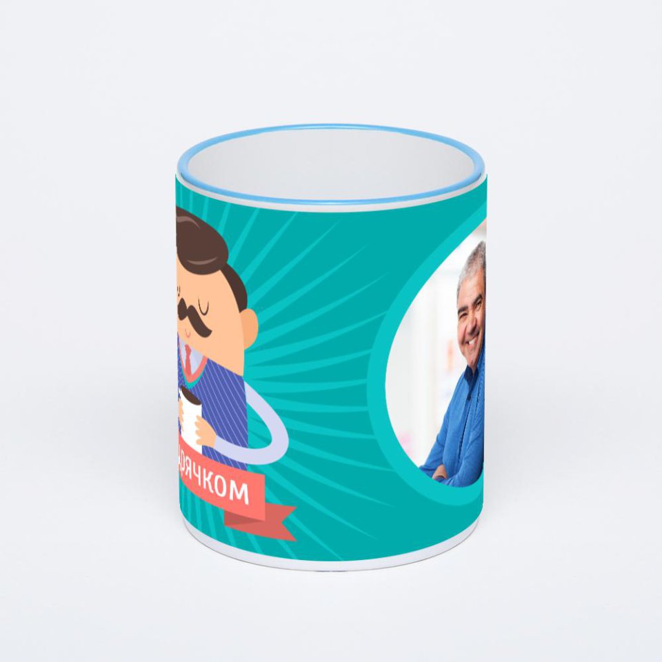 Кружка с синей ручкой и ободком