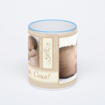 Кружка с синей ручкой и ободком