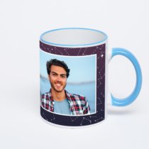 Кружка с синей ручкой и ободком