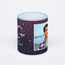 Кружка с синей ручкой и ободком