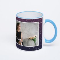 Кружка с синей ручкой и ободком