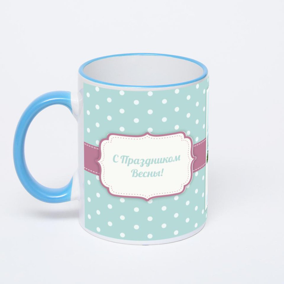 Кружка с синей ручкой и ободком