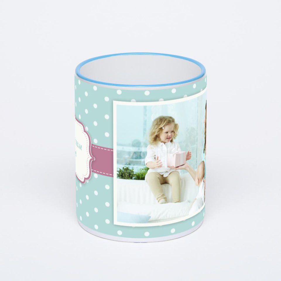 Кружка с синей ручкой и ободком