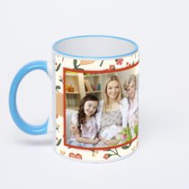 Кружка с синей ручкой и ободком