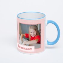 Кружка с синей ручкой и ободком