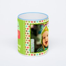 Кружка с синей ручкой и ободком