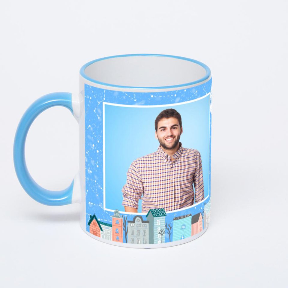 Кружка с синей ручкой и ободком