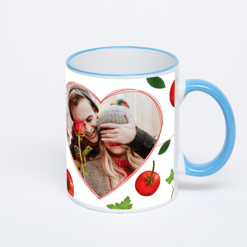 Кружка с синей ручкой и ободком