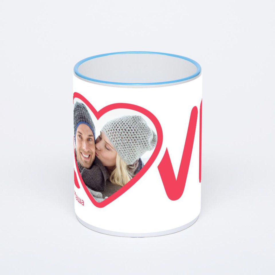 Кружка с синей ручкой и ободком