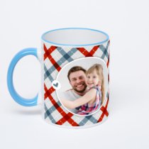 Кружка с синей ручкой и ободком