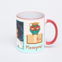 Кружка с красной ручкой и ободком