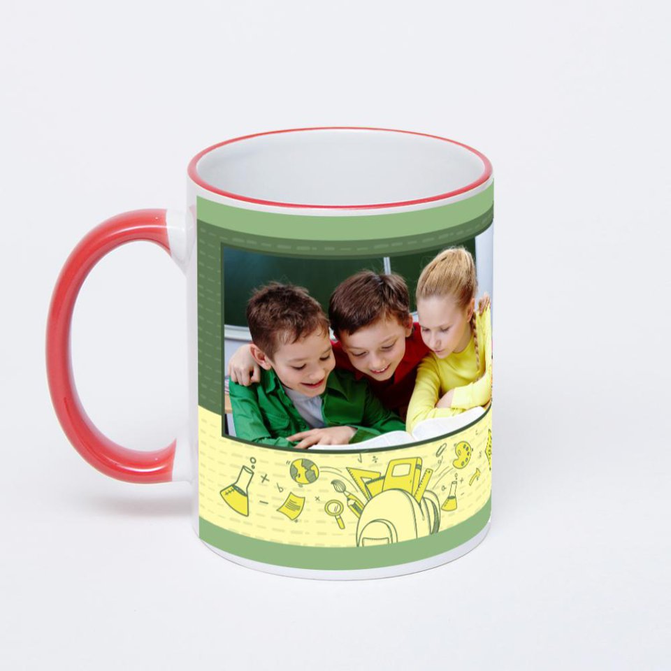 Кружка с красной ручкой и ободком