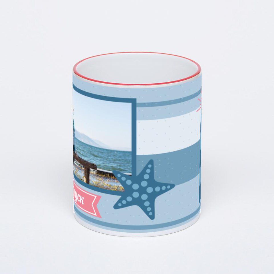 Кружка с красной ручкой и ободком