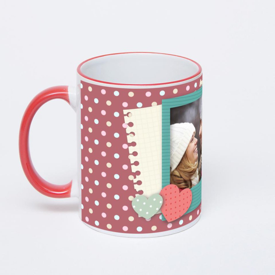 Кружка с красной ручкой и ободком