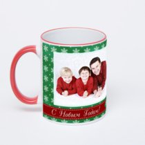 Кружка с красной ручкой и ободком