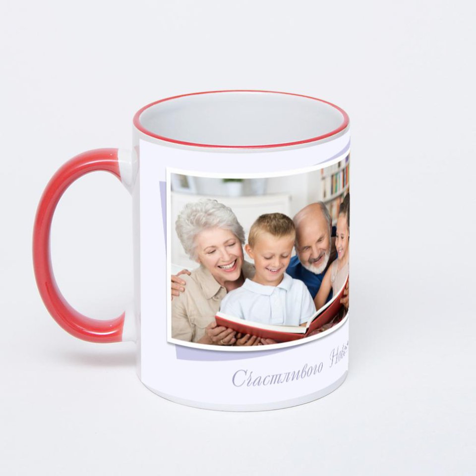 Кружка с красной ручкой и ободком