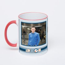 Кружка с красной ручкой и ободком