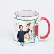 Кружка с красной ручкой и ободком