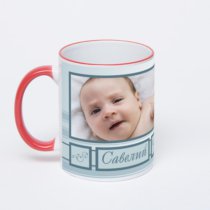 Кружка с красной ручкой и ободком