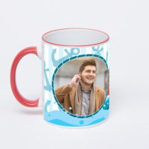 Кружка с красной ручкой и ободком