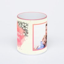 Кружка с красной ручкой и ободком