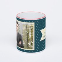 Кружка с красной ручкой и ободком