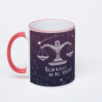 Кружка с красной ручкой и ободком