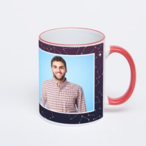 Кружка с красной ручкой и ободком