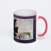 Кружка с красной ручкой и ободком