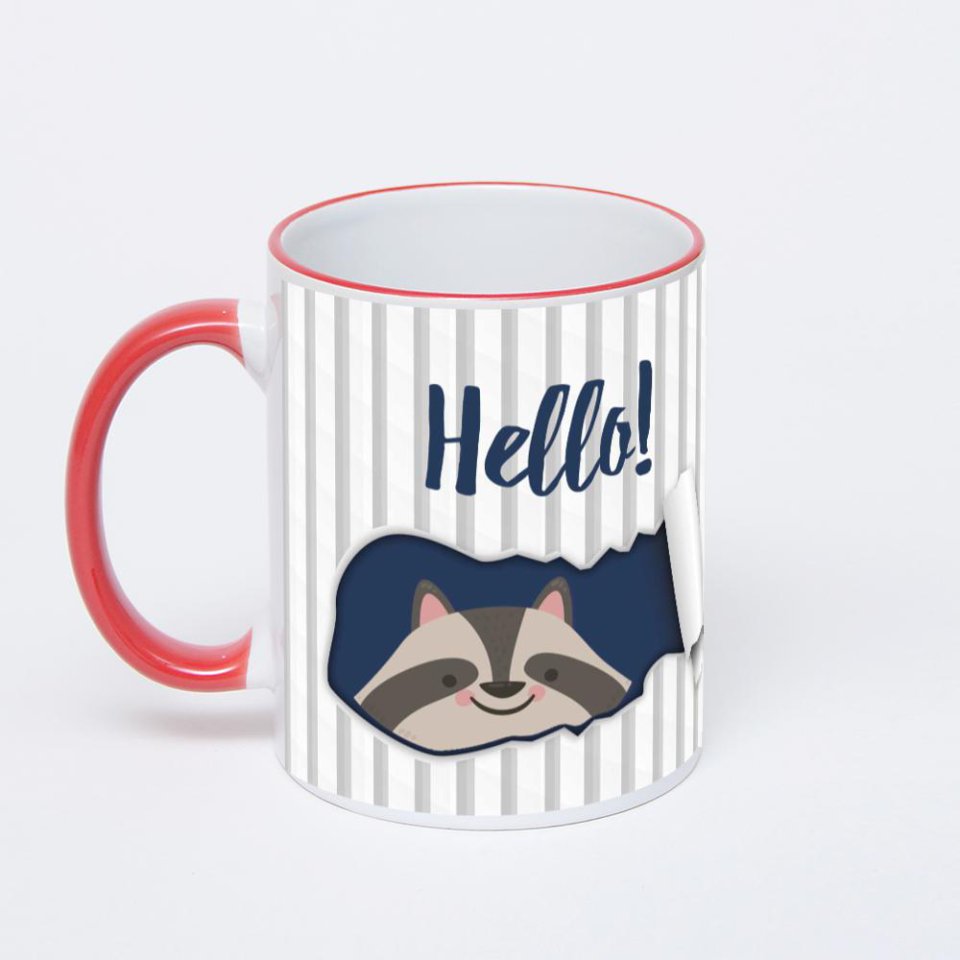 Кружка с красной ручкой и ободком