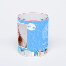 Кружка с красной ручкой и ободком