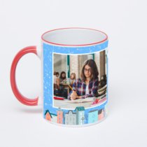 Кружка с красной ручкой и ободком