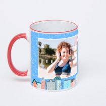 Кружка с красной ручкой и ободком