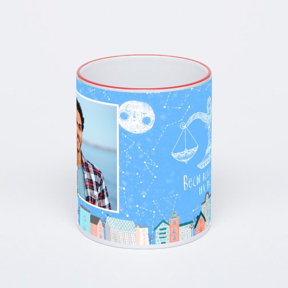 Кружка с красной ручкой и ободком