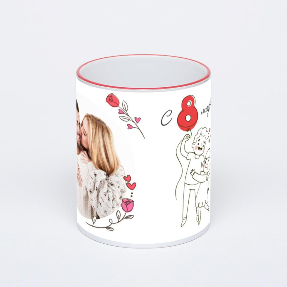 Кружка с красной ручкой и ободком