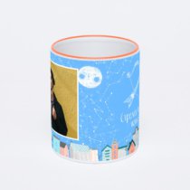 Кружка с оранжевой ручкой и ободком