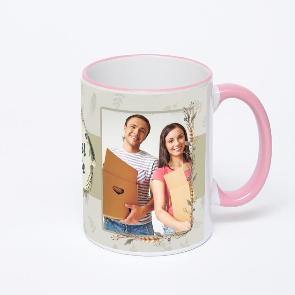 Кружка с розовой ручкой и ободком