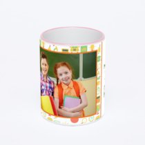 Кружка с розовой ручкой и ободком