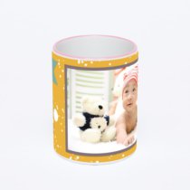 Кружка с розовой ручкой и ободком