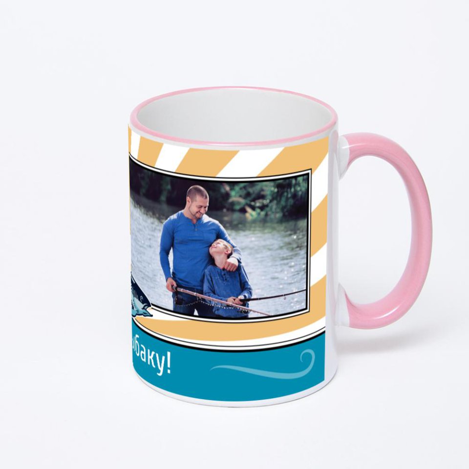 Кружка с розовой ручкой и ободком