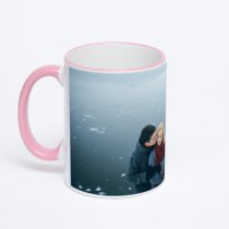 Кружка с розовой ручкой и ободком