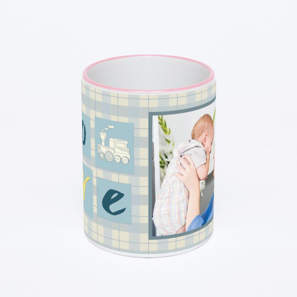 Кружка с розовой ручкой и ободком