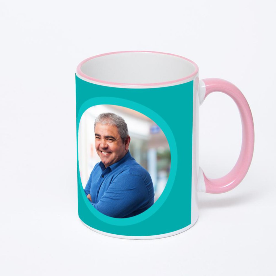 Кружка с розовой ручкой и ободком