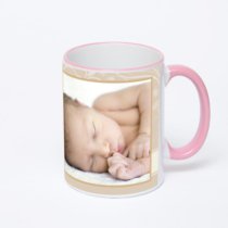 Кружка с розовой ручкой и ободком