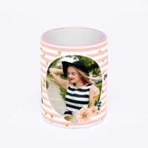 Кружка с розовой ручкой и ободком