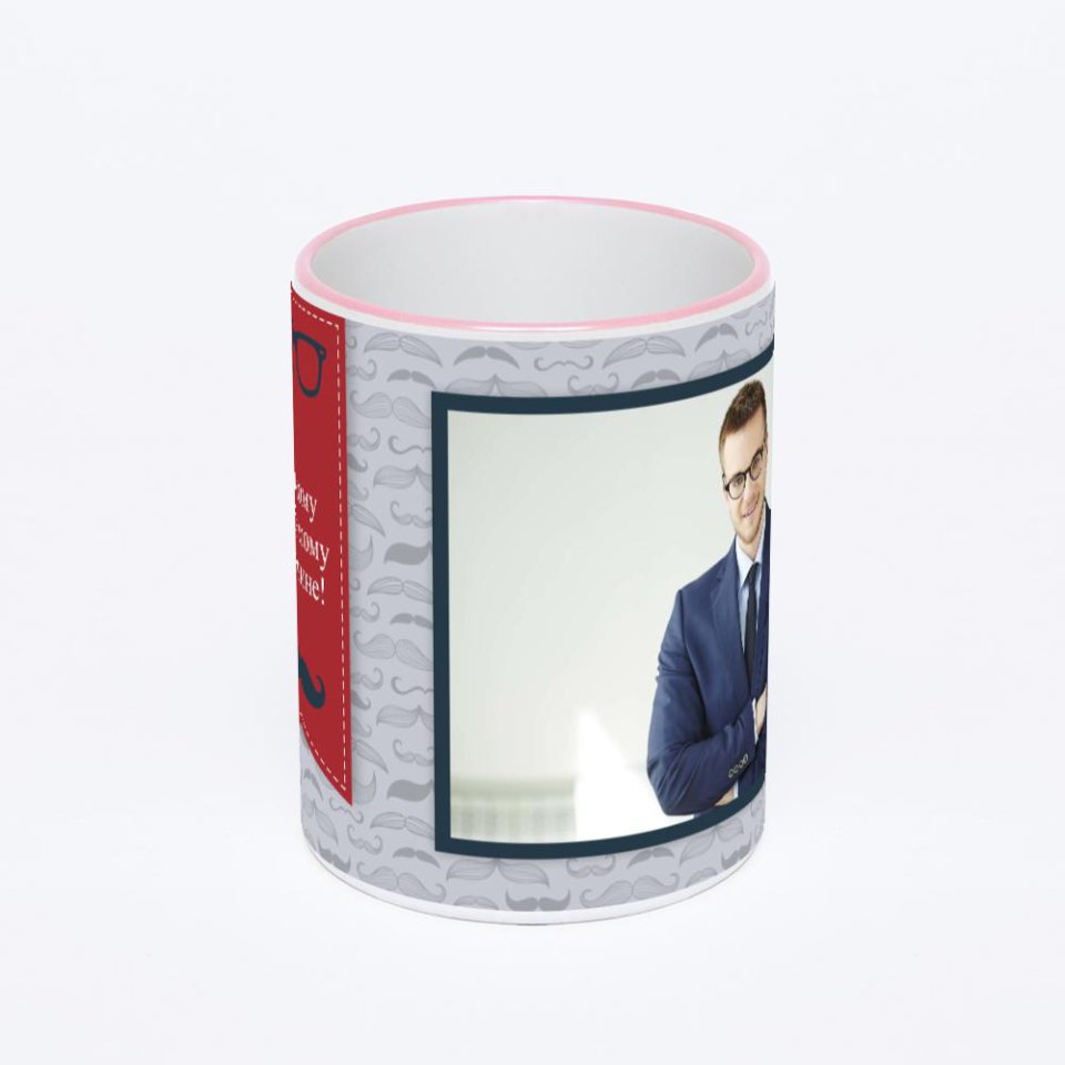 Кружка с розовой ручкой и ободком